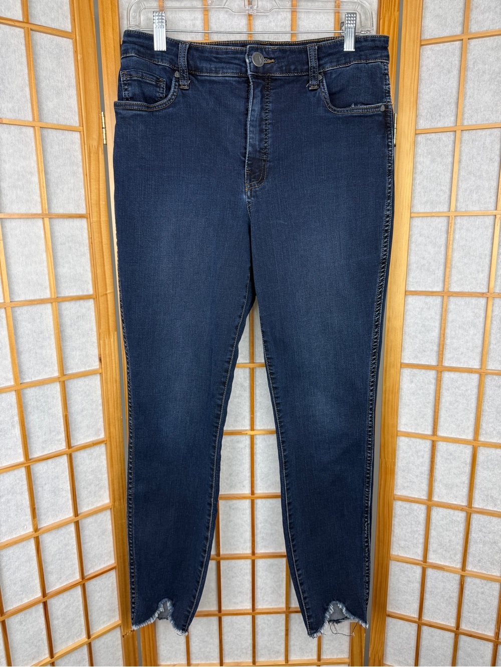 KUT from the Kloth Skinny Jeans Dark Wash Step Raw Fray Hem Sz 10